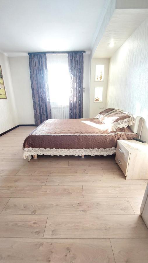 Astina Hotel Astana Eksteriør bilde